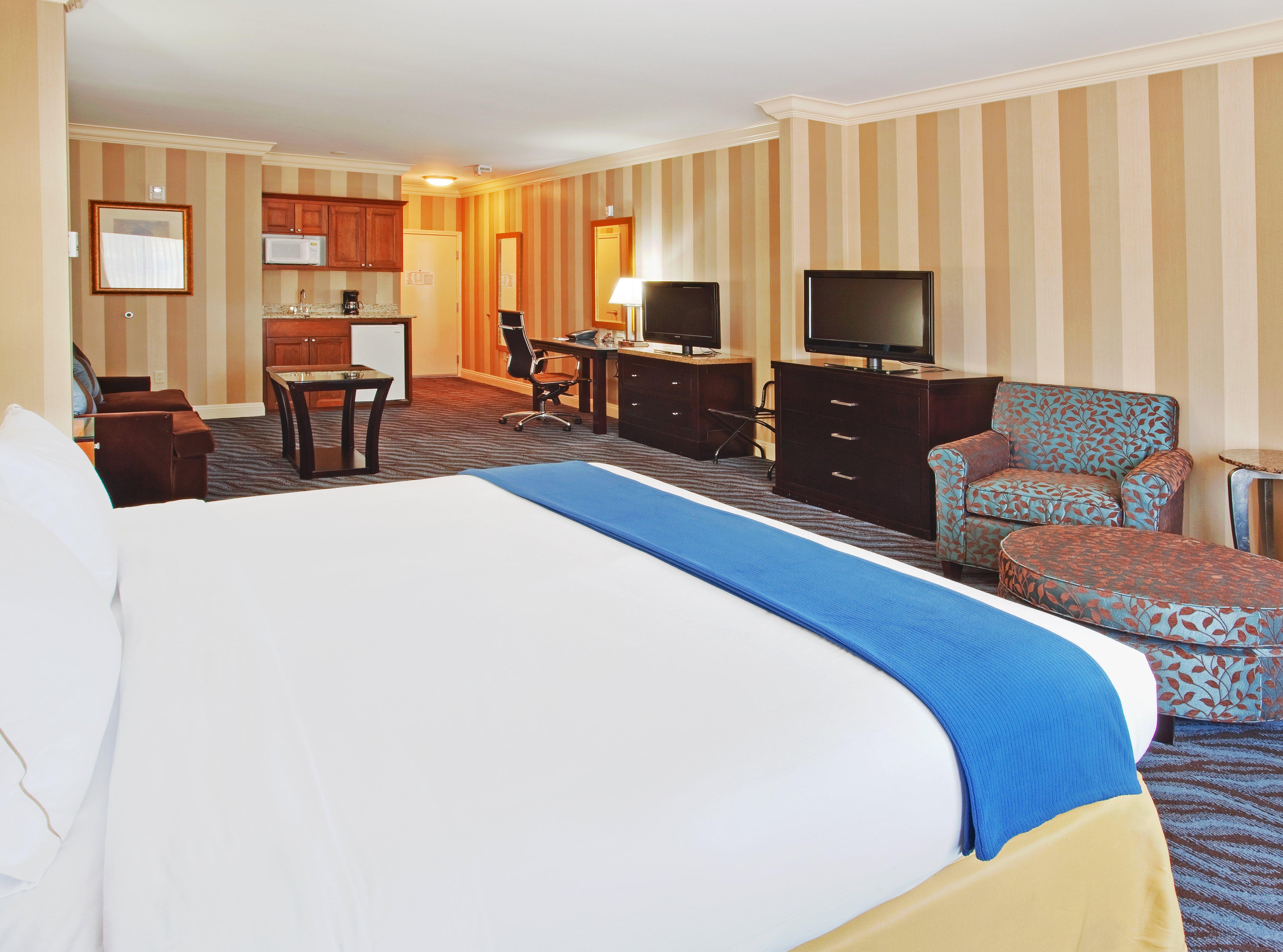Holiday Inn Express Hotel & Suites Santa Cruz By Ihg Buitenkant foto