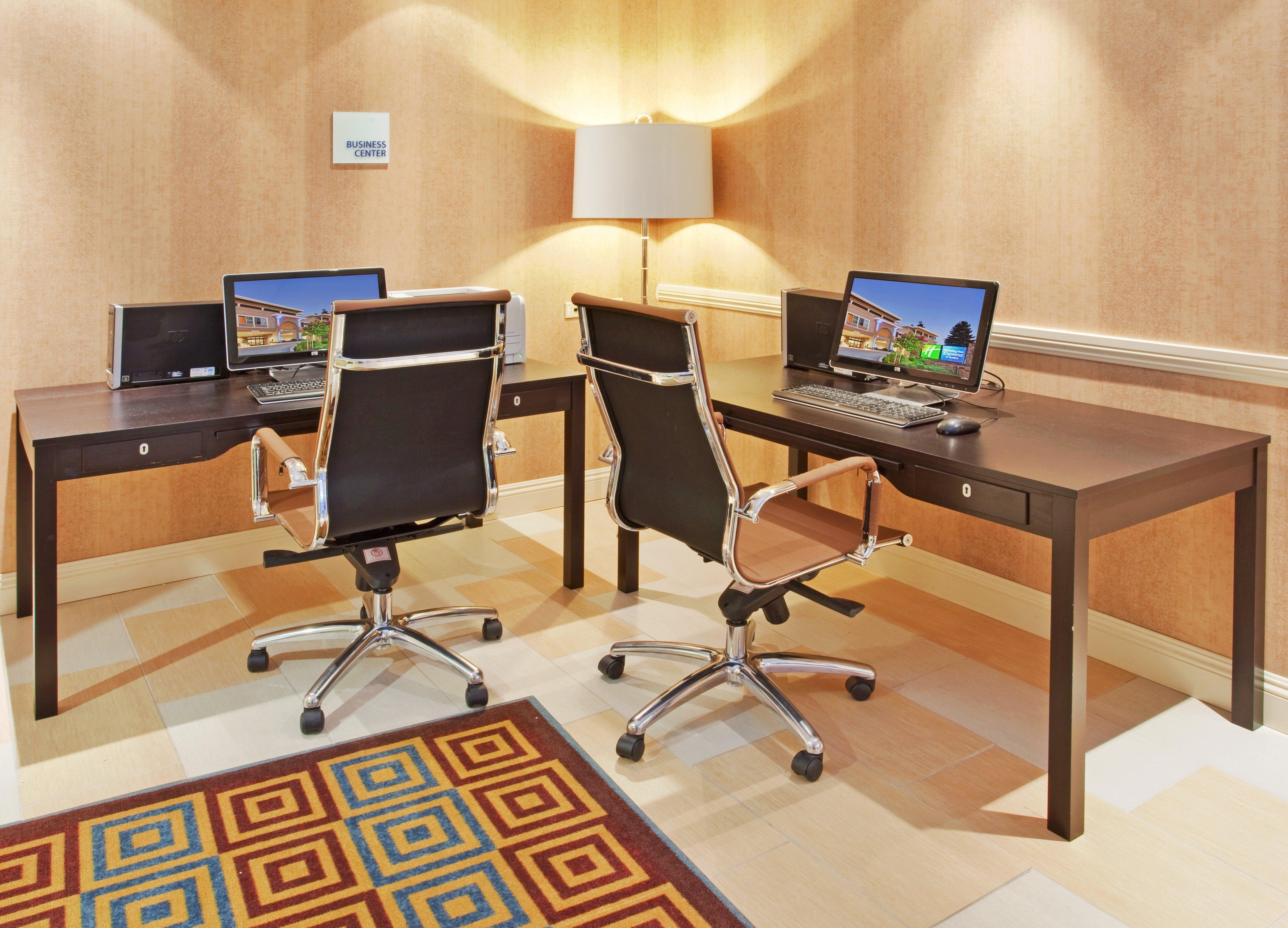 Holiday Inn Express Hotel & Suites Santa Cruz By Ihg Buitenkant foto