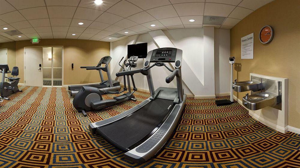 Holiday Inn Express Hotel & Suites Santa Cruz By Ihg Buitenkant foto