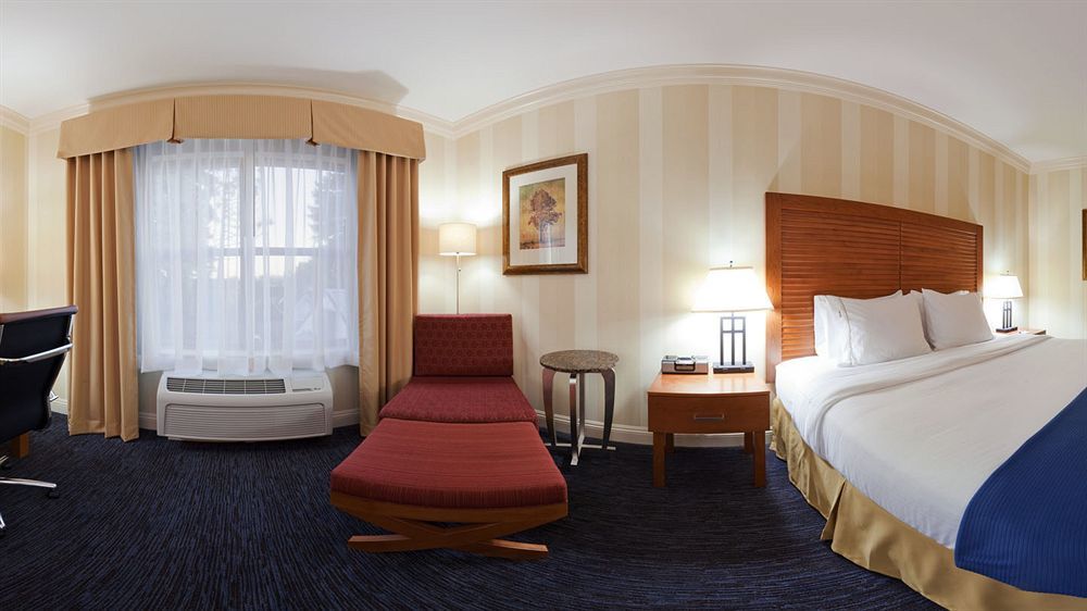 Holiday Inn Express Hotel & Suites Santa Cruz By Ihg Buitenkant foto